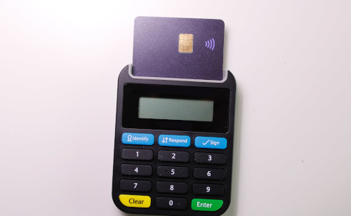 Smart card reader